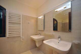 Апартаменты St.George Apartments Петровац Апартаменты с 2 спальнями, балконом и видом на море-14